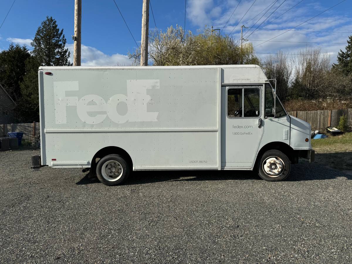 Freightliner-diesel-1995-white-23