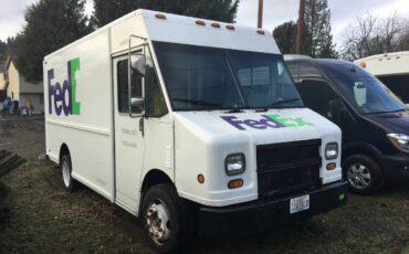 Freightliner-diesel-1995-white-3