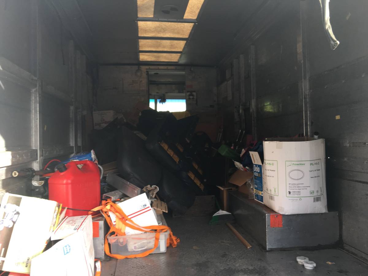 Freightliner-diesel-1995-white-4