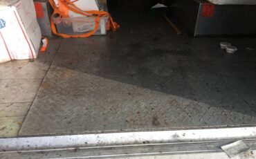 Freightliner-diesel-1995-white-5