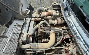 Freightliner-fl70-diesel-1995-white-35