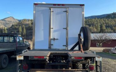 Freightliner-fl70-diesel-1995-white-39