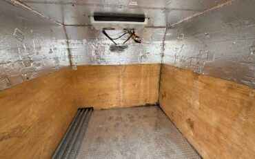 Freightliner-fl70-diesel-1995-white-40