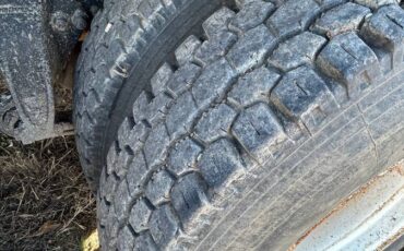 Freightliner-fld-diesel-1995-white-5