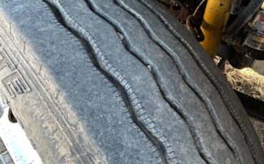 Freightliner-fld-diesel-1995-white-6