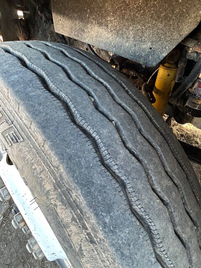 Freightliner-fld-diesel-1995-white-6