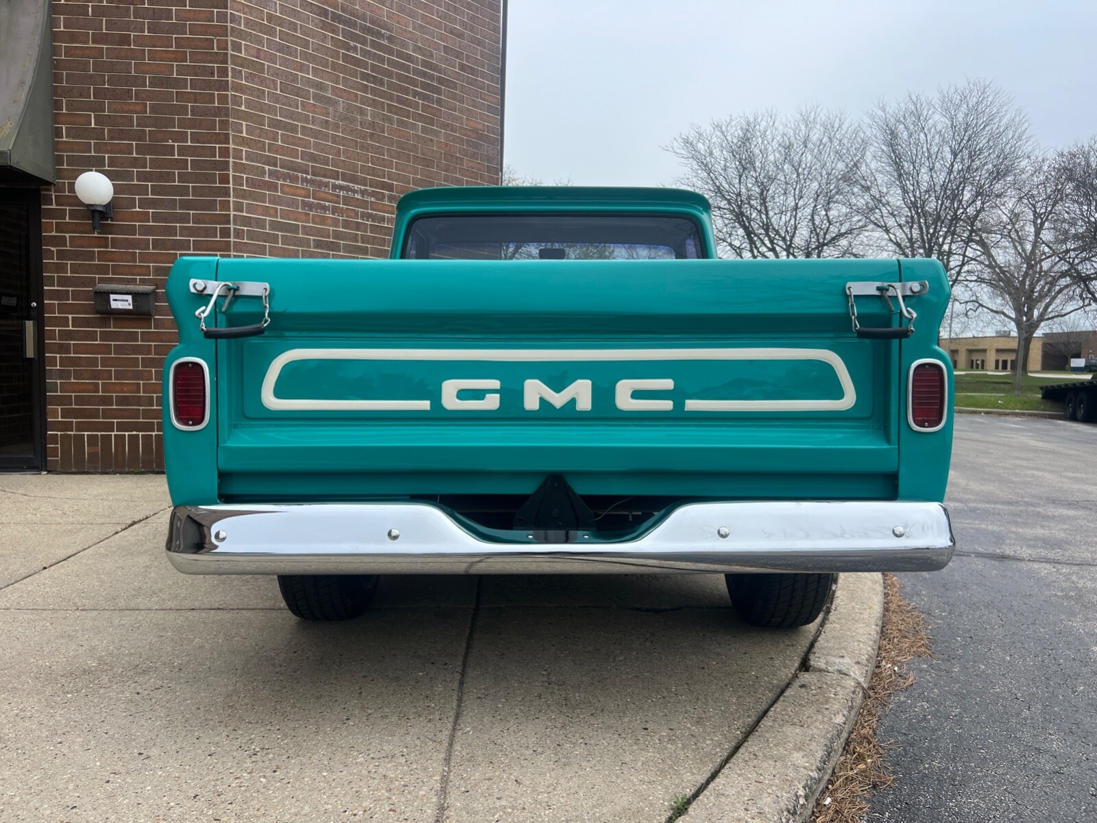 GMC-1000-1965-Standard-Cab-Pickup-13