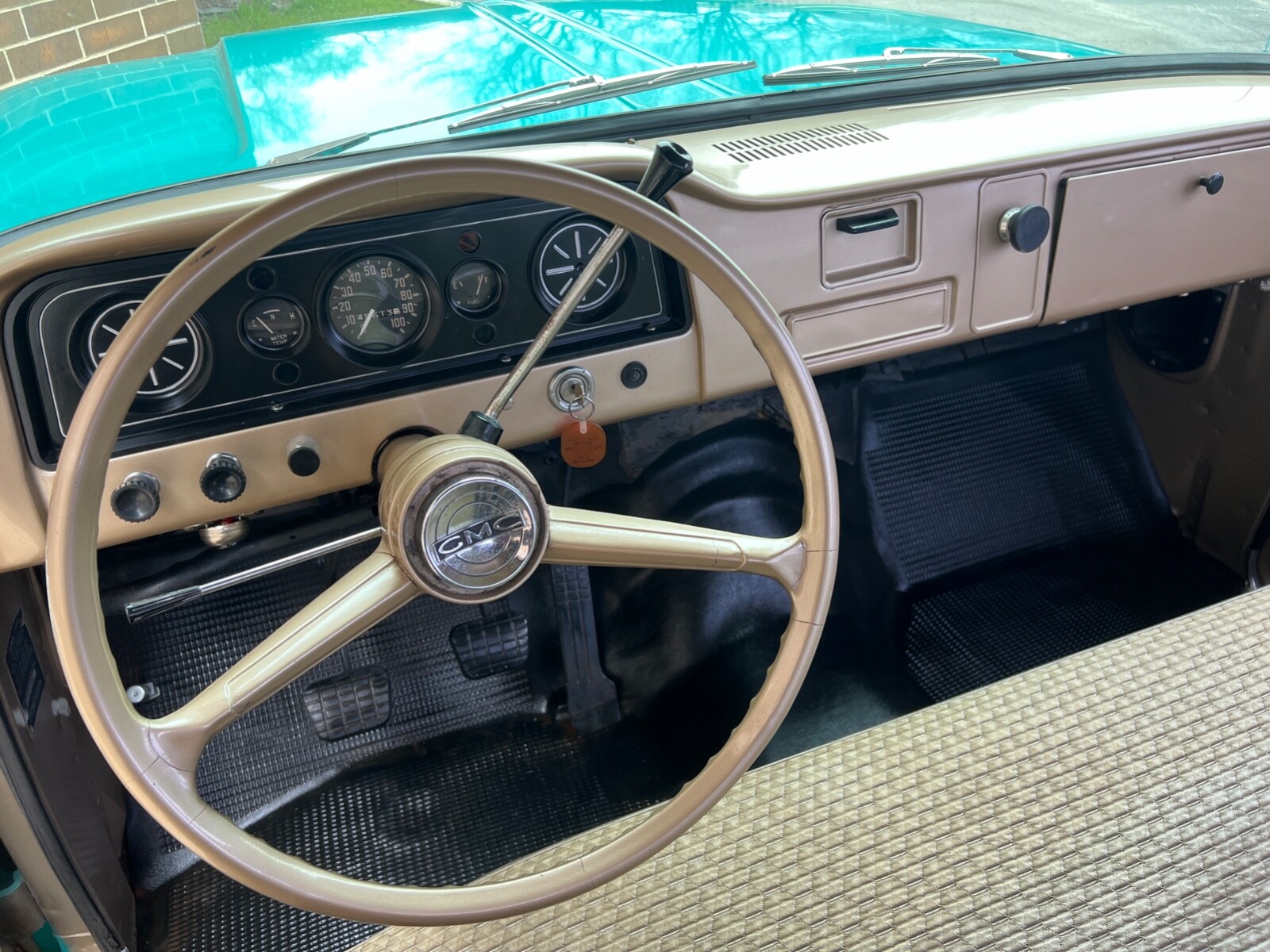 GMC-1000-1965-Standard-Cab-Pickup-21