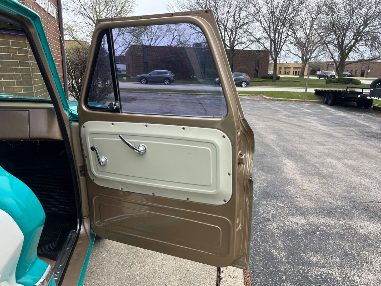 GMC-1000-1965-Standard-Cab-Pickup-23