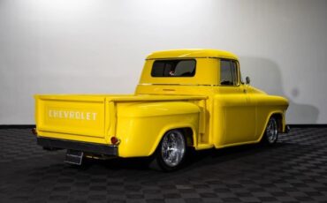 GMC-1500-1957-Pickup-10