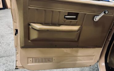 GMC-C1500-1983-Standard-Cab-Pickup-13