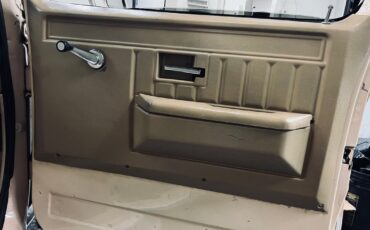 GMC-C1500-1983-Standard-Cab-Pickup-17