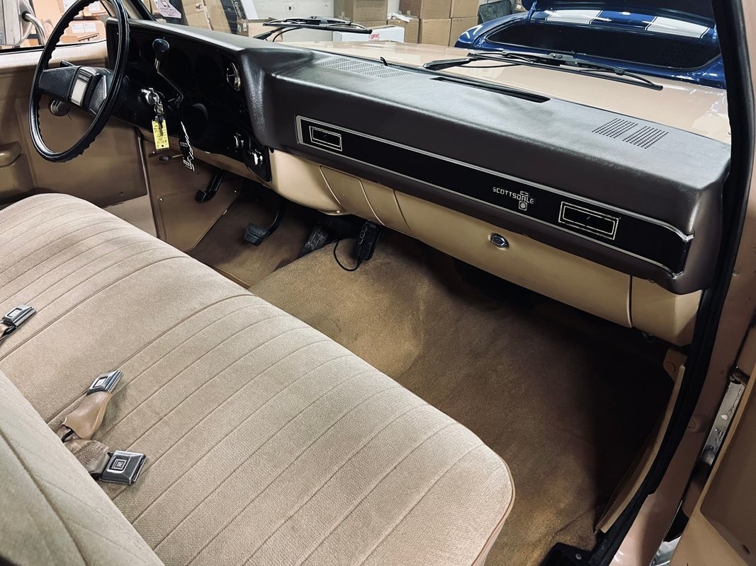 GMC-C1500-1983-Standard-Cab-Pickup-20