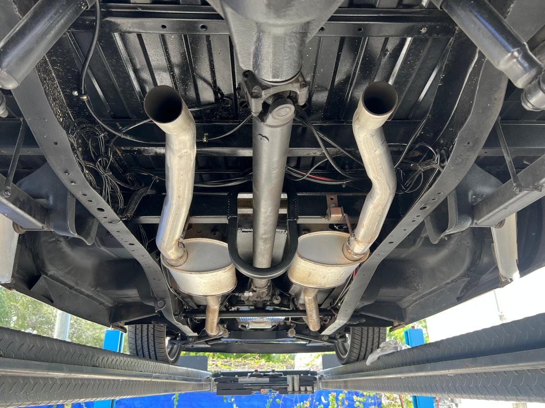 GMC-C1500-1983-Standard-Cab-Pickup-24