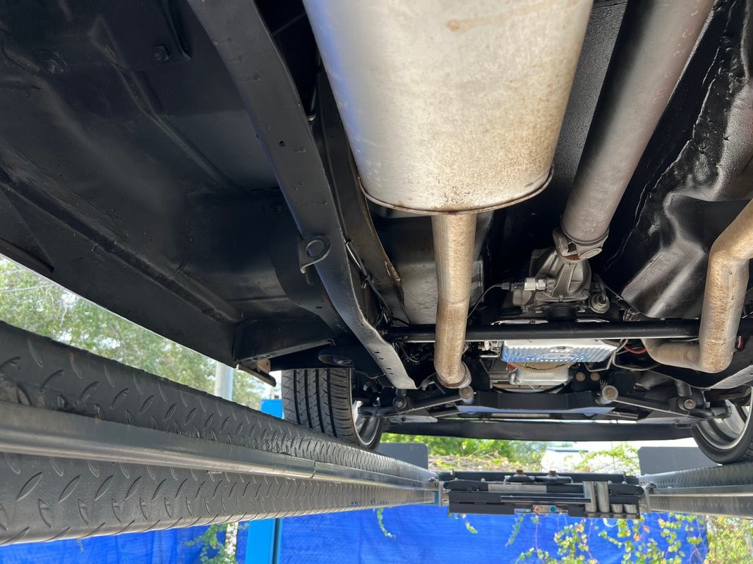 GMC-C1500-1983-Standard-Cab-Pickup-27