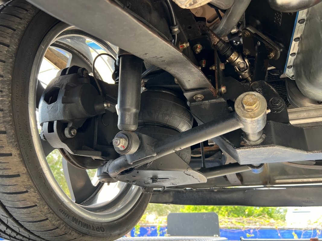 GMC-C1500-1983-Standard-Cab-Pickup-30