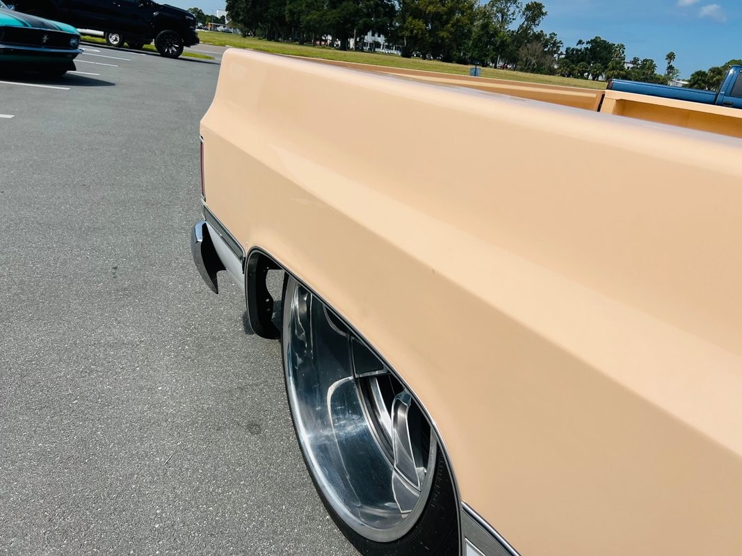 GMC-C1500-1983-Standard-Cab-Pickup-37