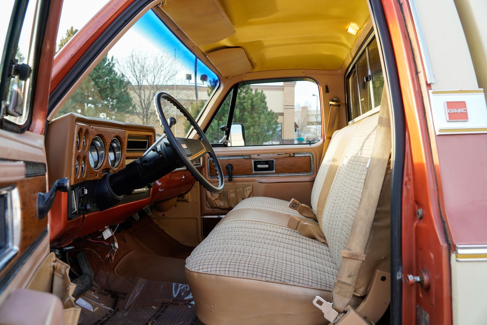 GMC-Classic-Sierra-15-1977-Pickup-Truck-10