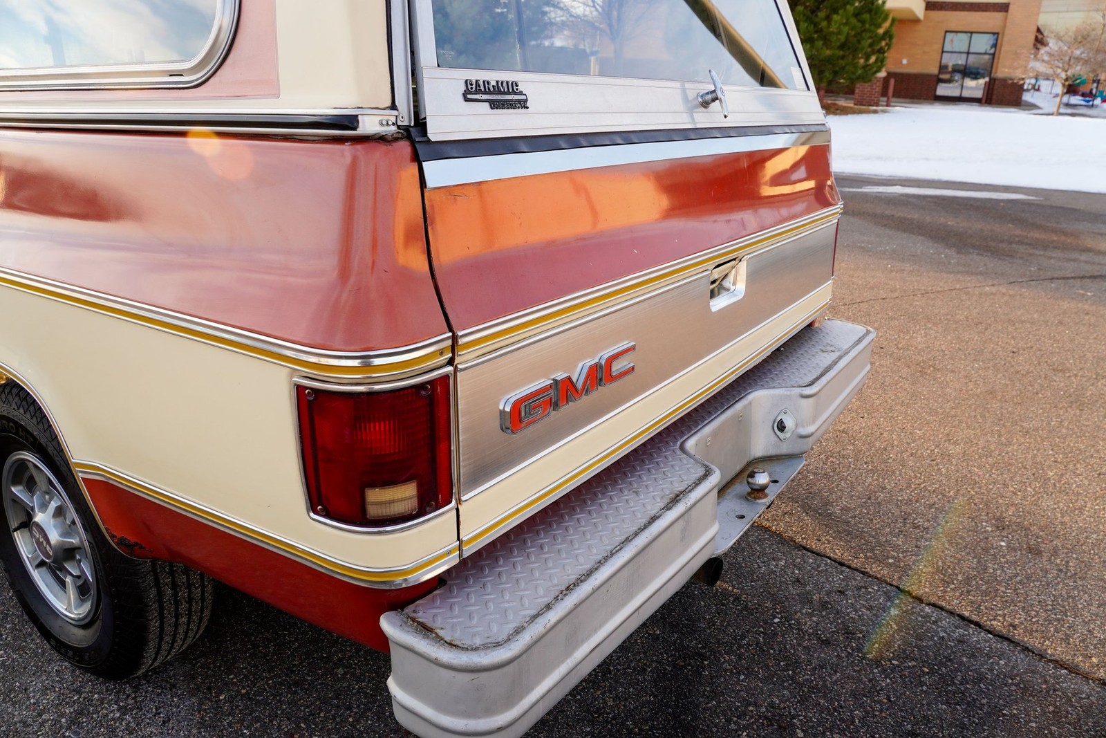 GMC-Classic-Sierra-15-1977-Pickup-Truck-30