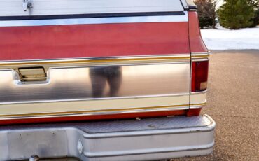 GMC-Classic-Sierra-15-1977-Pickup-Truck-34