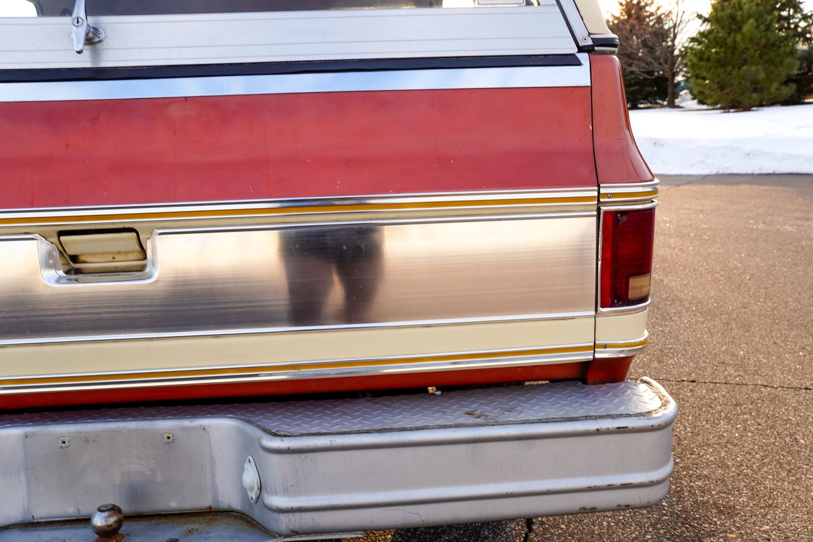 GMC-Classic-Sierra-15-1977-Pickup-Truck-34