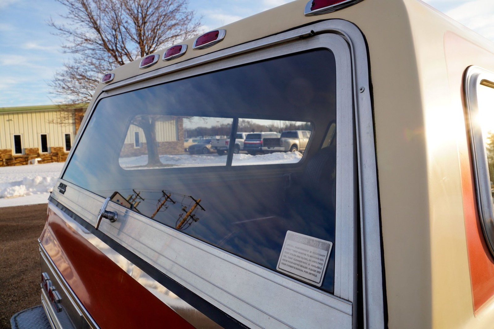 GMC-Classic-Sierra-15-1977-Pickup-Truck-35