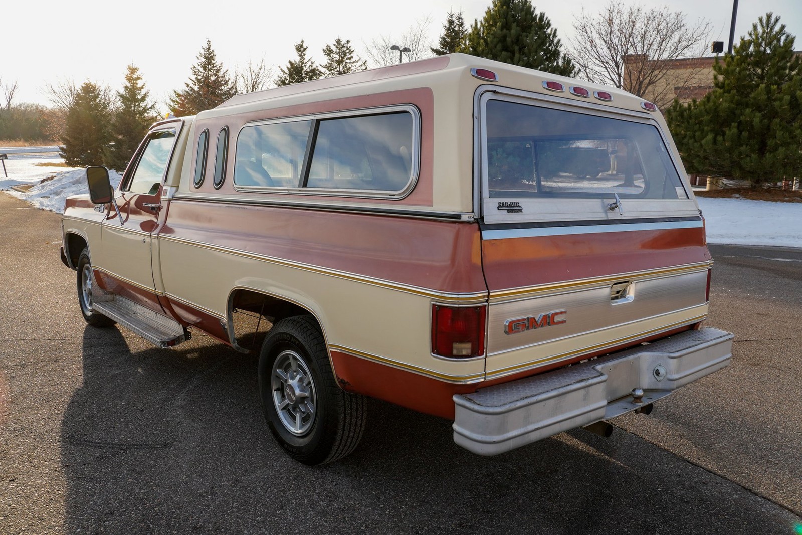 GMC-Classic-Sierra-15-1977-Pickup-Truck-5