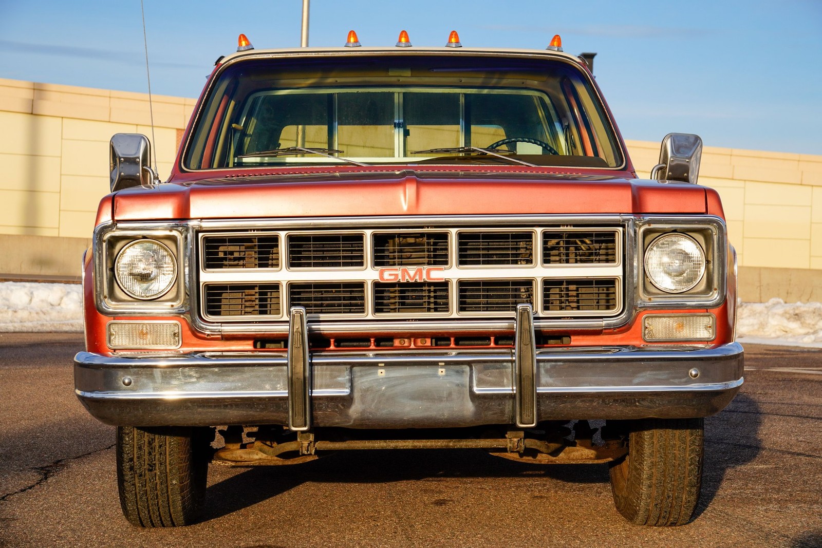 GMC-Classic-Sierra-15-1977-Pickup-Truck-8