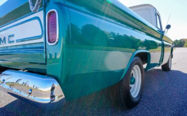 GMC-Custom-C10-1965-Pickup-Truck-24