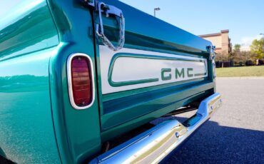 GMC-Custom-C10-1965-Pickup-Truck-27