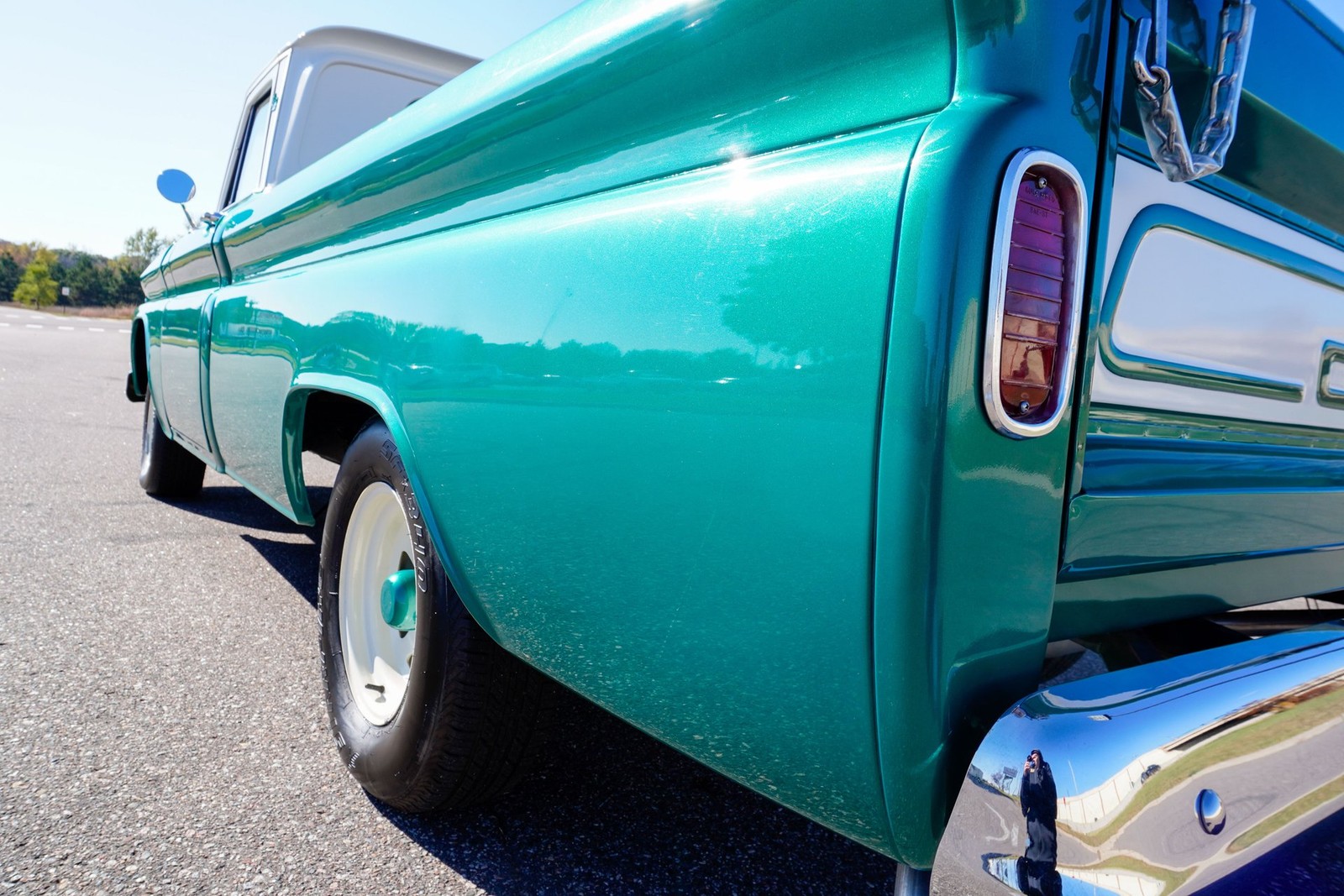 GMC-Custom-C10-1965-Pickup-Truck-28