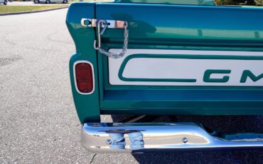 GMC-Custom-C10-1965-Pickup-Truck-31