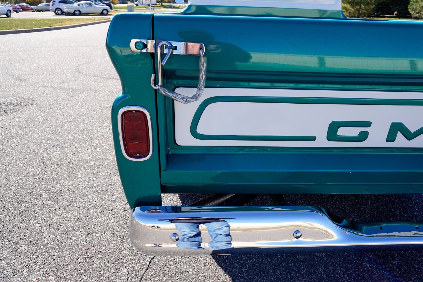 GMC-Custom-C10-1965-Pickup-Truck-31