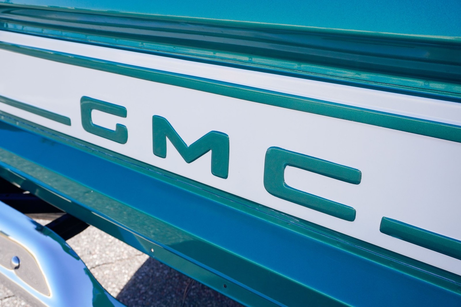 GMC-Custom-C10-1965-Pickup-Truck-36