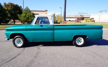 GMC-Custom-C10-1965-Pickup-Truck-6