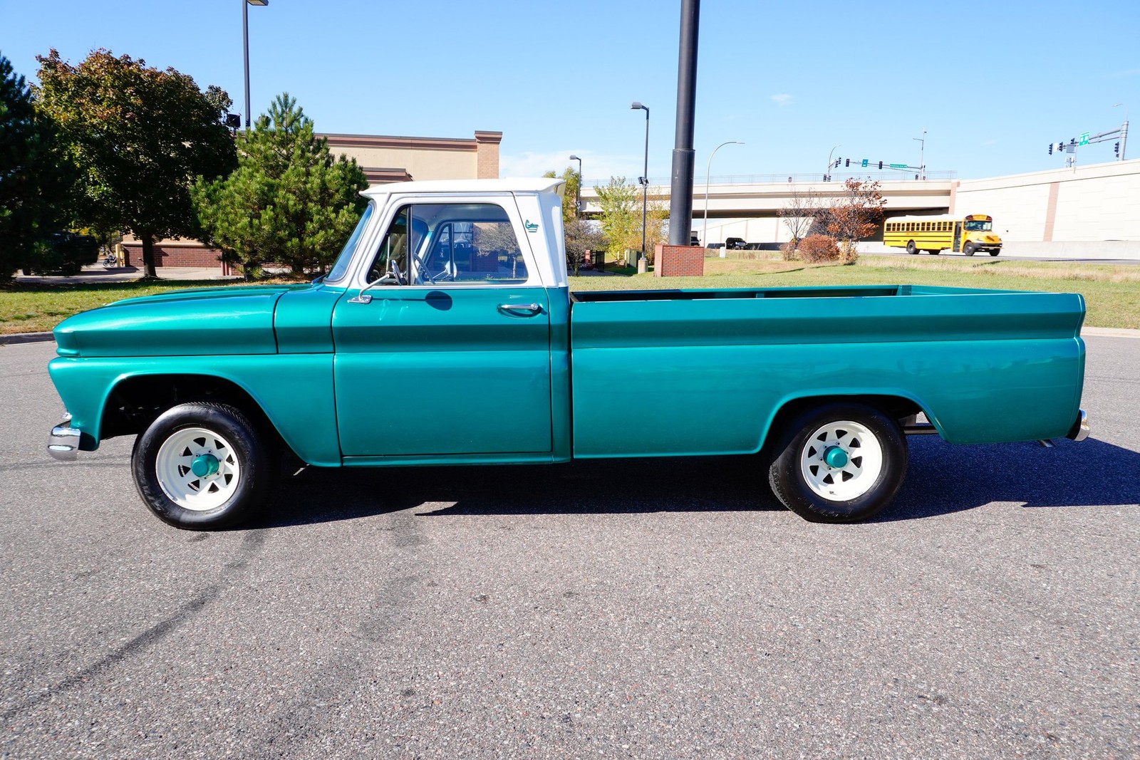 GMC-Custom-C10-1965-Pickup-Truck-6