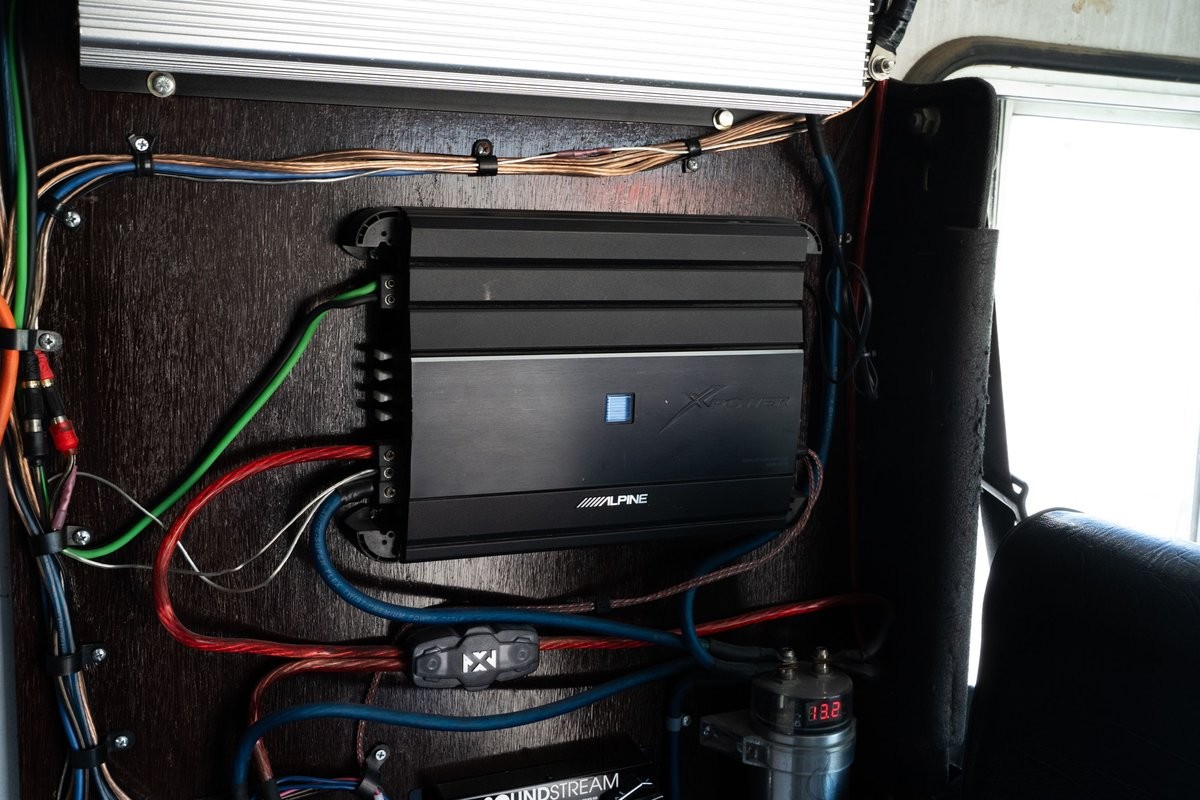 GMC-Forward-Control-Chassis-1991-Cab-Chassis-30