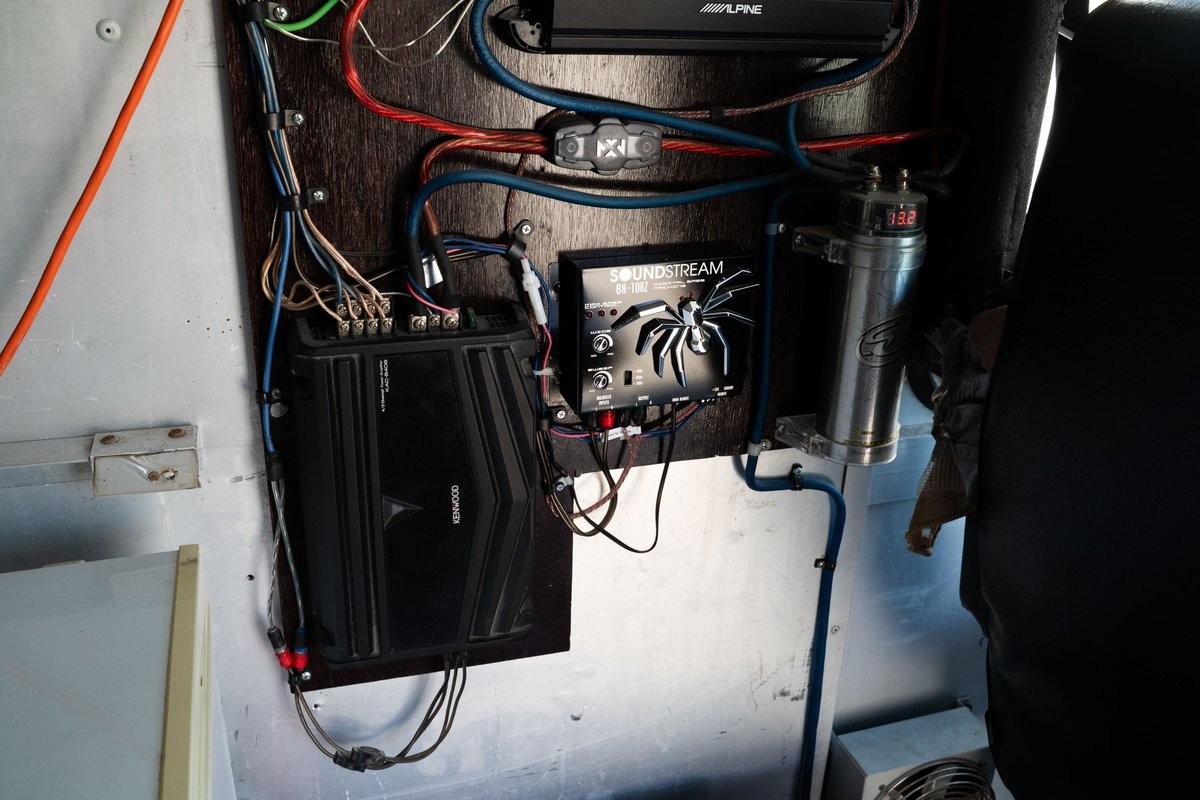 GMC-Forward-Control-Chassis-1991-Cab-Chassis-31