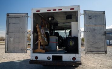 GMC-Forward-Control-Chassis-1991-Cab-Chassis-36