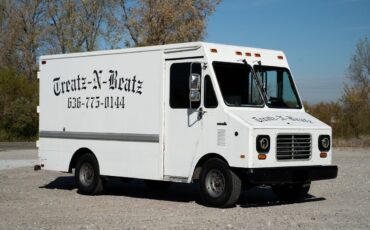 GMC-Forward-Control-Chassis-1991-Cab-Chassis-4