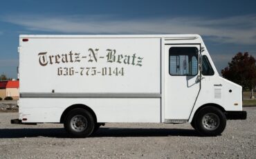 GMC-Forward-Control-Chassis-1991-Cab-Chassis-6