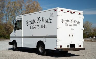 GMC-Forward-Control-Chassis-1991-Cab-Chassis-9