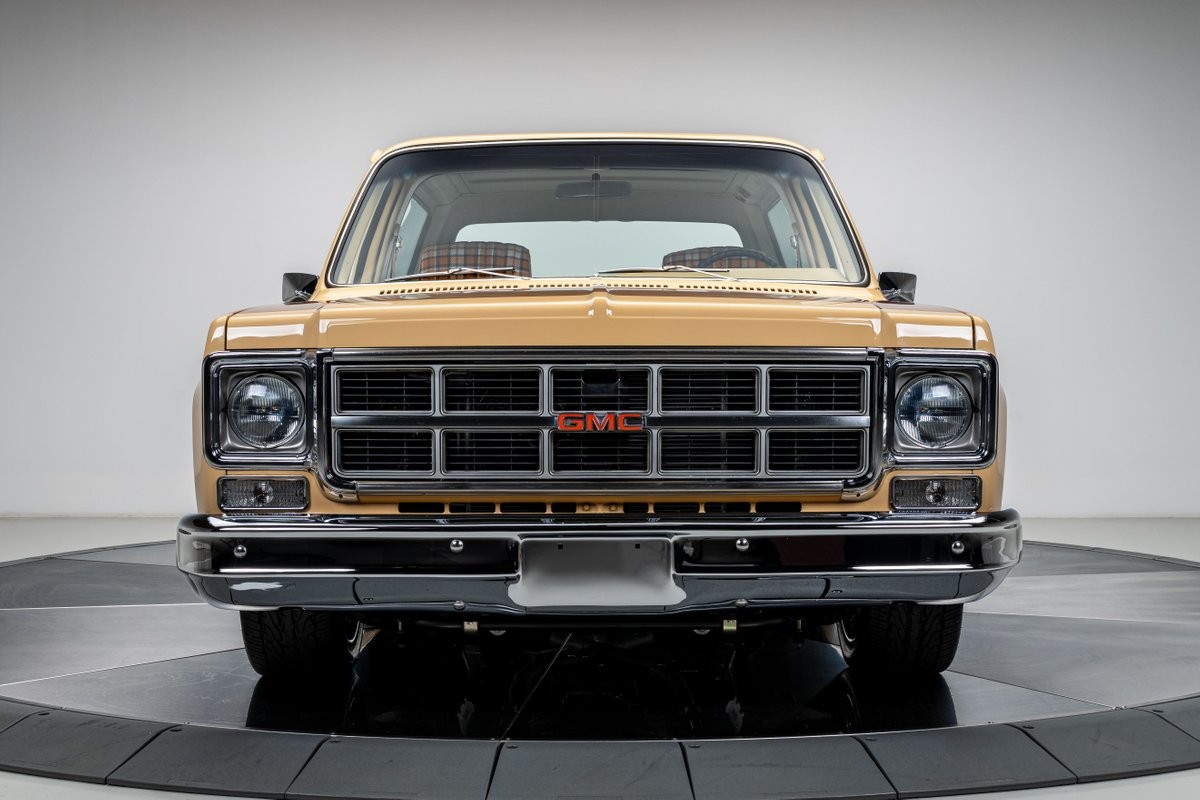 GMC-Jimmy-1979-SUV-8