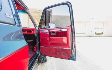 GMC-Jimmy-1990-2D-Sport-Utility-35