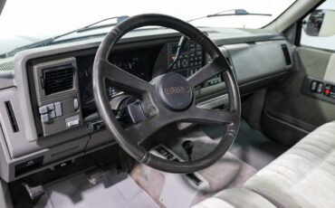 GMC-K1500-1994-Pickup-Truck-12