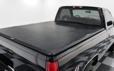 GMC-K1500-1994-Pickup-Truck-19