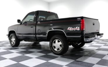 GMC-K1500-1994-Pickup-Truck-4