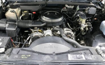 GMC-K1500-1994-Pickup-Truck-9