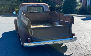 GMC-Pickup-resto-mod-frame-off-build-patina-crate-350-1950-14