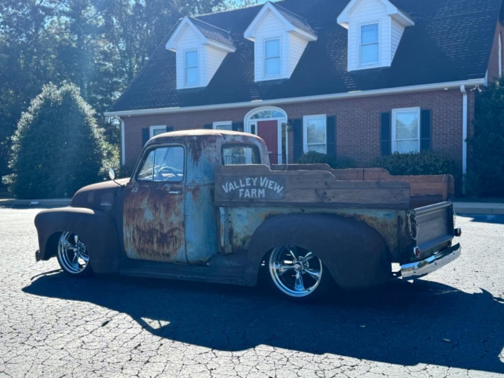 GMC-Pickup-resto-mod-frame-off-build-patina-crate-350-1950-9